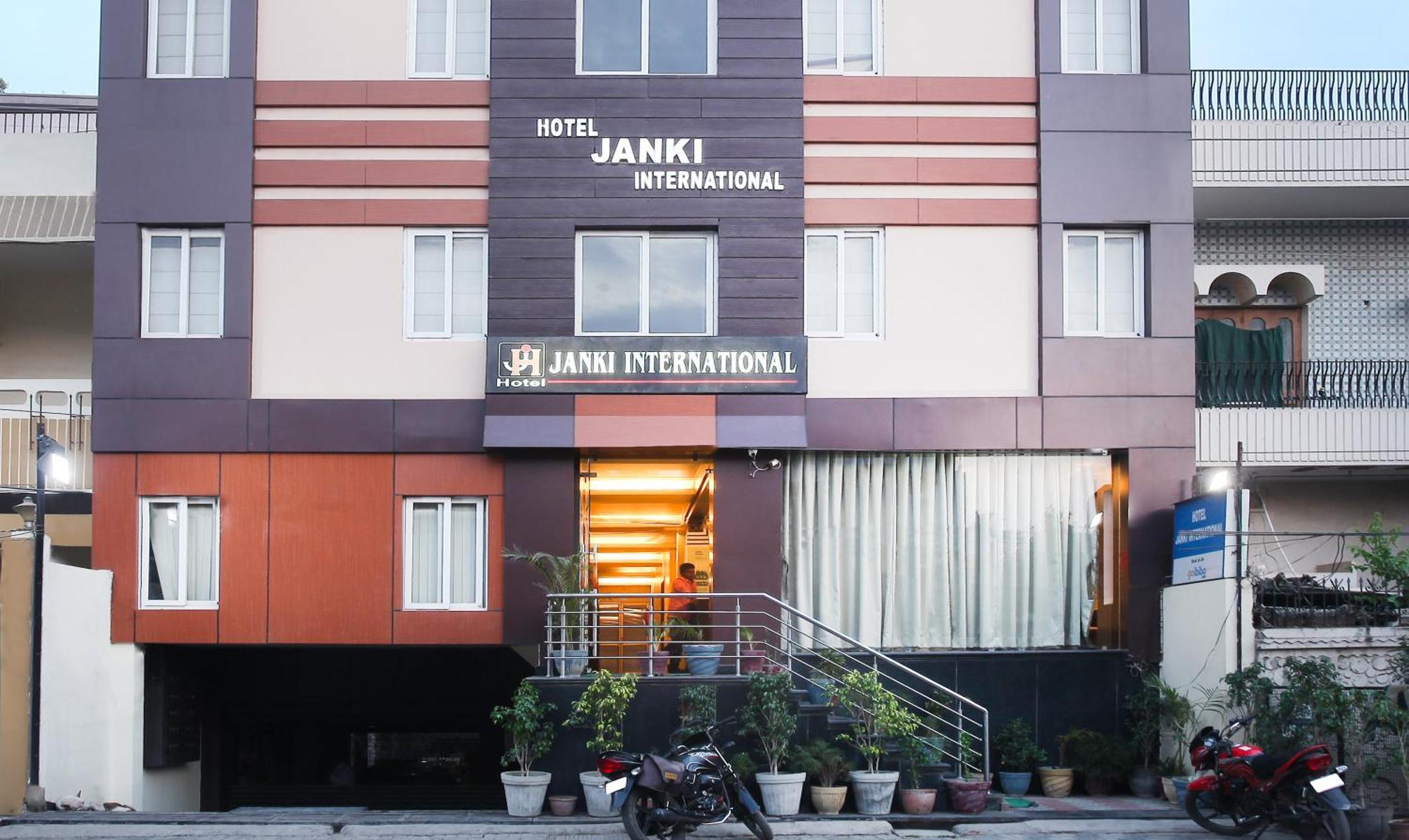Hotel Janki International Sigra 2 Km From Kashi Vishwanath Temple 바라나시 외부 사진